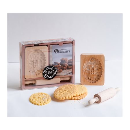 Coffret : La biscuiterie de Kiki : 1 livre de recettes pour réaliser biscuits et sablés + 1 rouleau à pâtisserie + 1 moule à biscuit en bois gravé